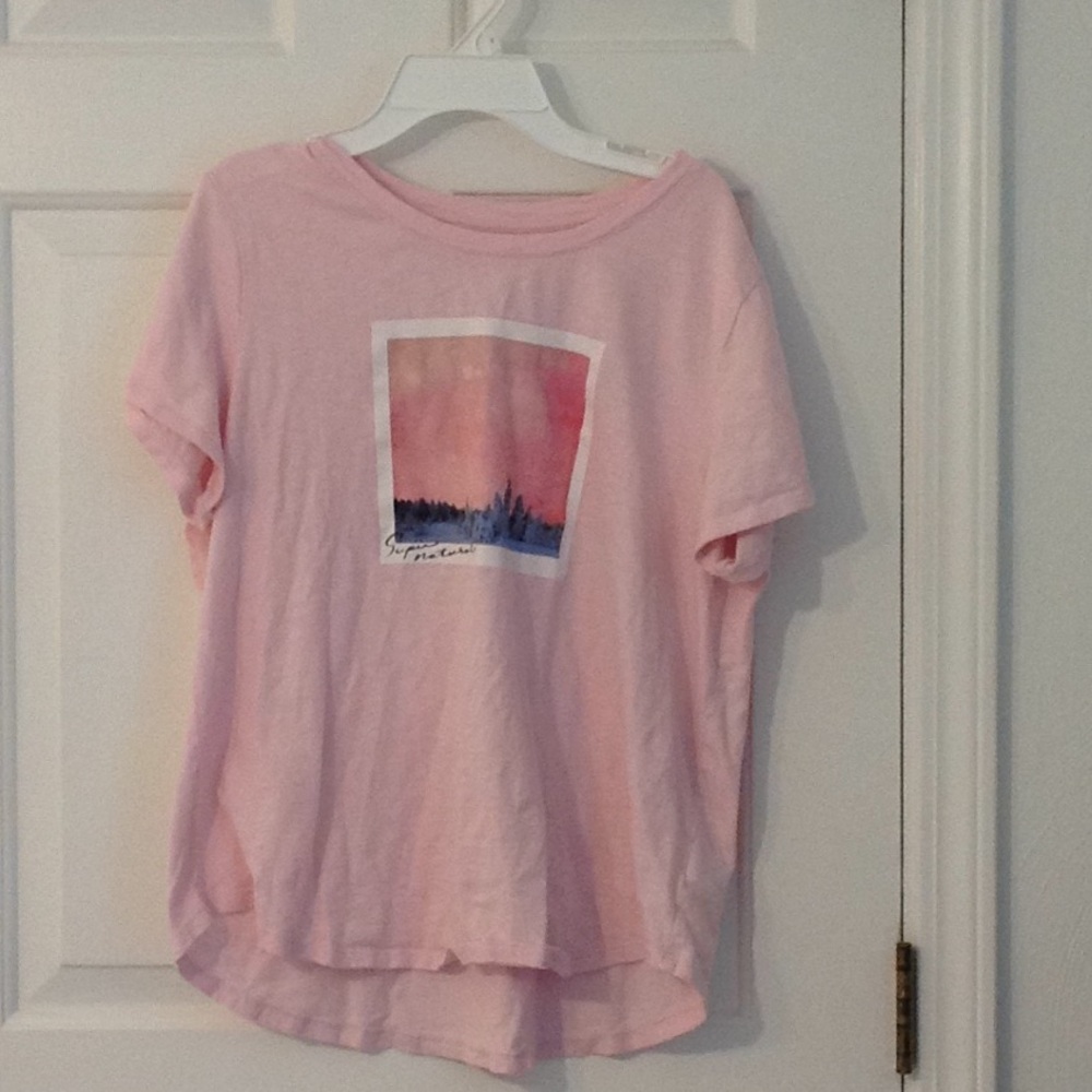 Girls pink graphic tee